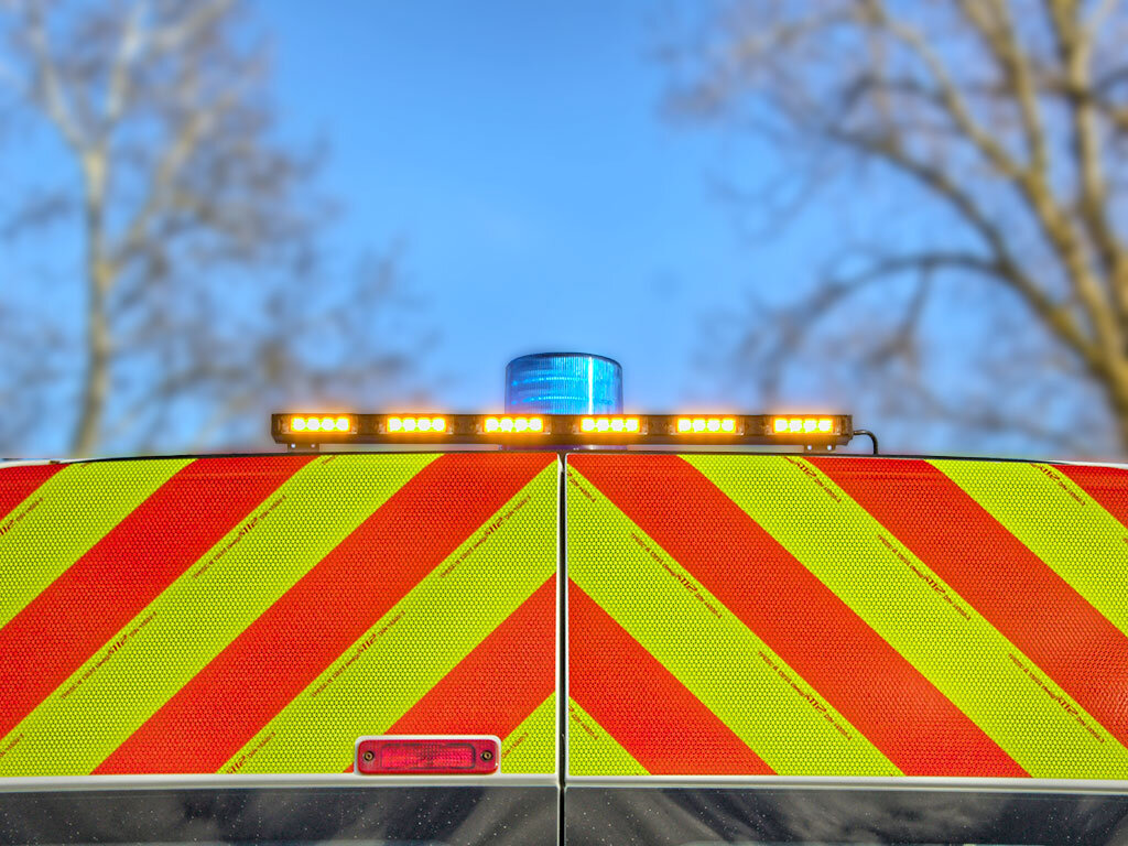 Ford Transit mit Heckwarnsystem und Heckkennleuchte, hinten, Detailansicht 1