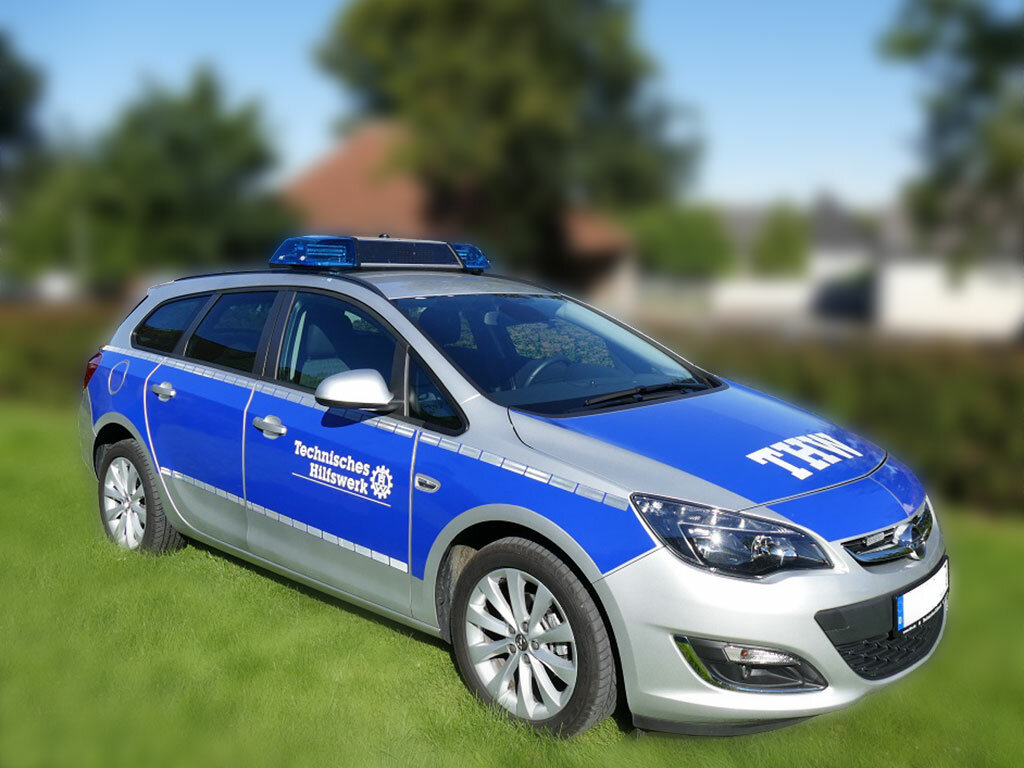 Opel Astra J mit Blaulichtbalken RTK 7, Frontansicht