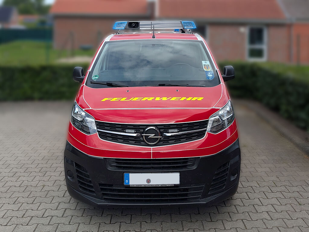 Opel Vivaro mit Blaulichtbalken, interne Akustik