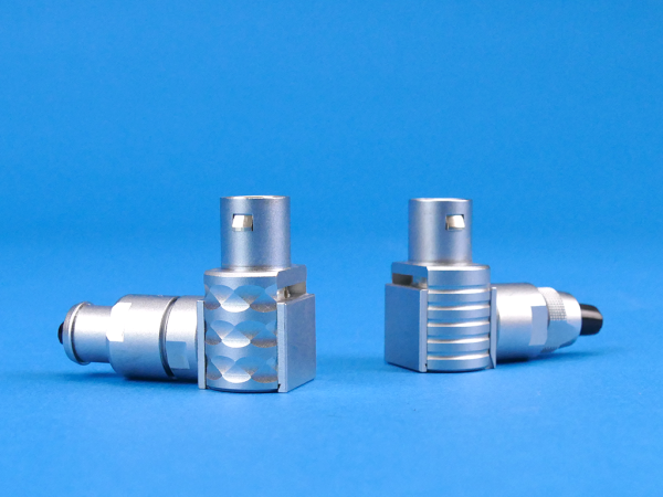 Metallwinkelstecker, 4-polig