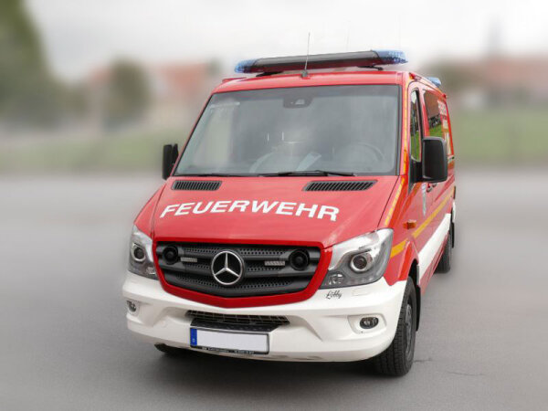 Komplettangebot für VW Crafter/ Mercedes-Benz Sprinter DBS 4000 LED-Blaulichtbalken, 1600 mm