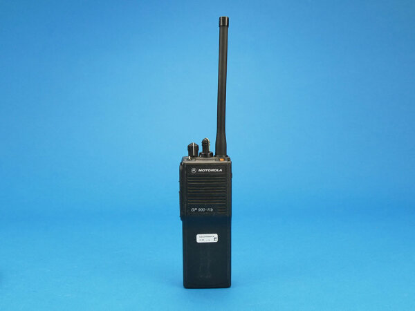 Handfunkgerät Motorola GP 900 mit Aktivhalterung WTC601