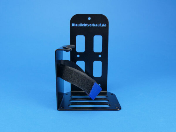 mit Fahrzeughalterung